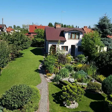 Apartament Z Ogrodem/apartment With Garden Колобжег